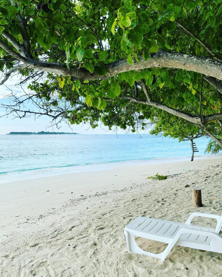 Rising Sun Beach View Thinadhoo  Exterior photo